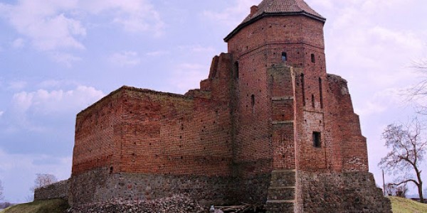 Liw Castle