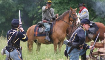 Lincoln Days Civil War Reenactment at Pittsfield Lake