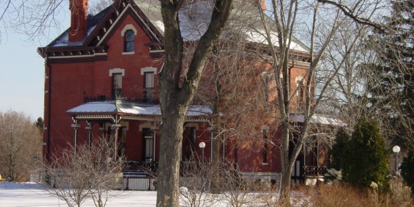 Naper Settlement